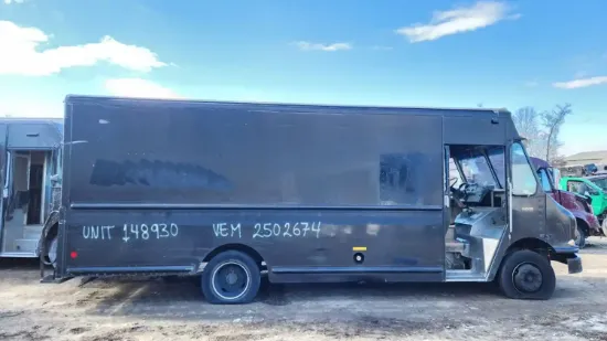 Picture of 2010-freightliner-mt55-chassis-truck-delivery